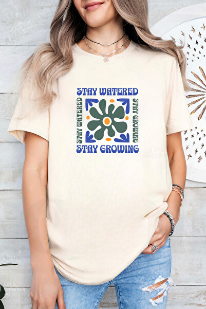 Sarah's Boutique Women's T-shirt – 100% cotton – Stay Watered