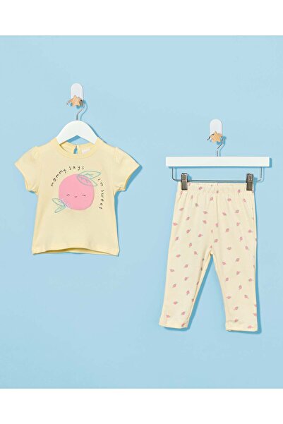 REDTAG Infant Girls Yellow Printed Pyjama Set (2 Piece)