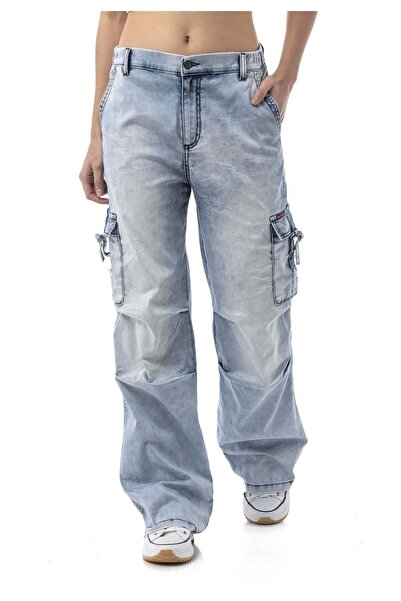 Cipo & Baxx Women's Wide Leg Jeans - Ice Blue Relaxed Fit Pants with Cargo Po...