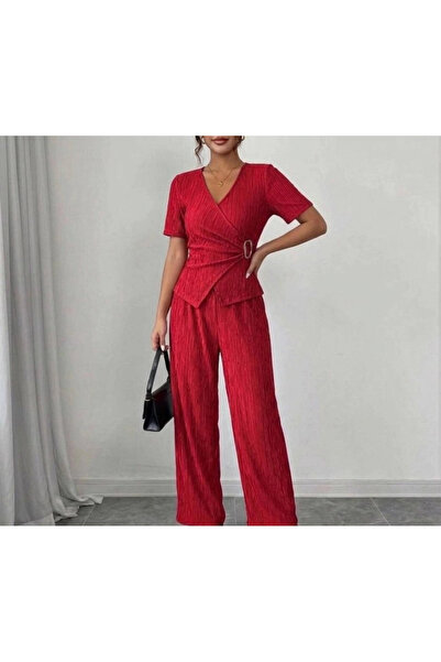 Beruflic Women's Double-Breasted Suit with Buckle Detail