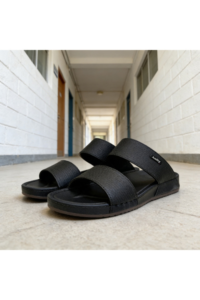 Khayrat Slipper شباشب رجالية مريحة بنمط منقوش فاخر، نعل مرتفع 4 سم، أحذية منز...