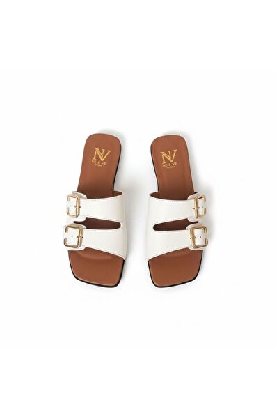 NE&VE SHOES شبشب نسائي من الجلد الأبيض ذو مشبكين ومقدمة مربعة