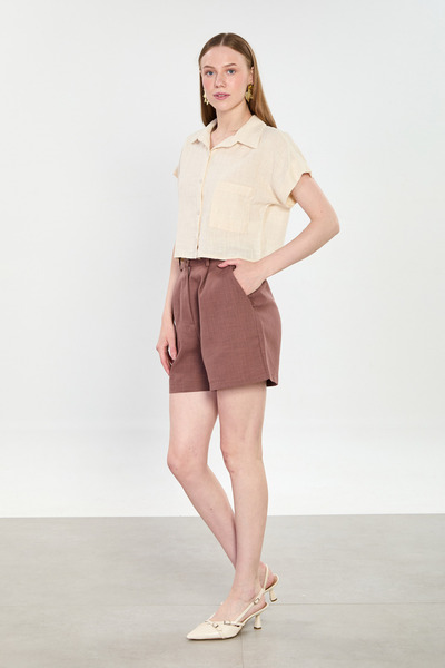 BARRELS AND OIL Women's linen shorts - bitter brown