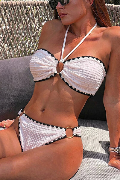 Bernato Monaco Dokulu Halka Detaylı Straplez Bikini Takımı – Siyah Biyeli Pre...
