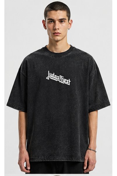 OPPPSSS Judas Priest Oversized Μαύρο T-shirt με εφέ παλαίωσης, με εκτύπωση μπ...