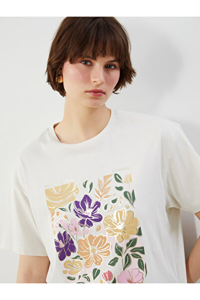 LC Waikiki Γυναικείο T-shirt με λαιμόκοψη Crew