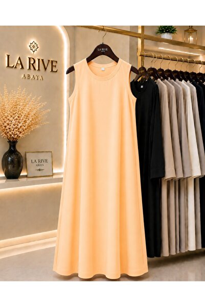 La Rive Classic Light Apricot Abaya