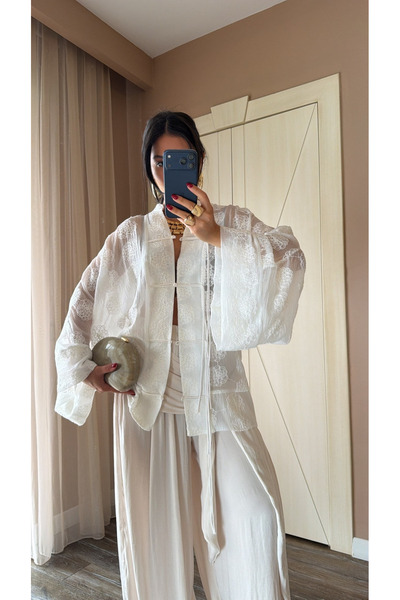 My Blog Kimono alb brodat cu șireturi - 5096