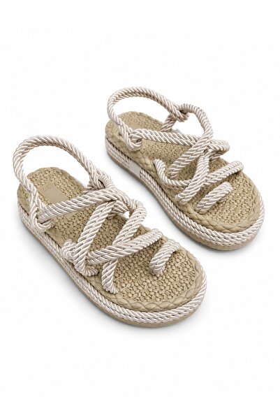 MERİSER Women's Straw Detailed Lightweight Flip-Flop Sandals