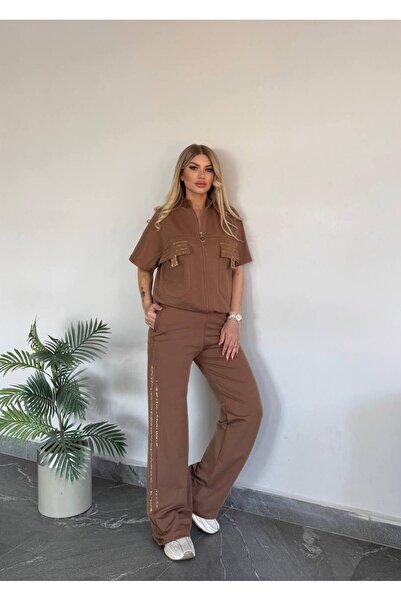 Bella Belluci Keyhole Pocket Detailed Suit