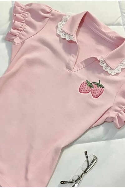 Köstebek Vintage Strawberry Lace Collar Detailed Short Sleeve Crop Blouse