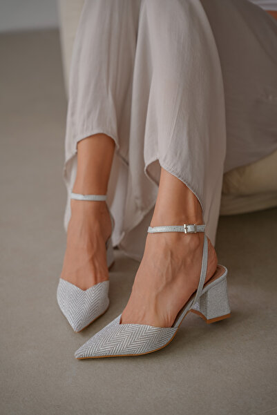 selin shoes Stellina Pointed Toe Thick Heel Ankle Belt Detailed Women's Heele...