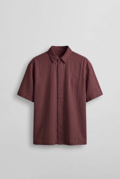 ablukaonline Men's Boxy Fit Embroidered Short Sleeve Cotton Shirt Burgundy