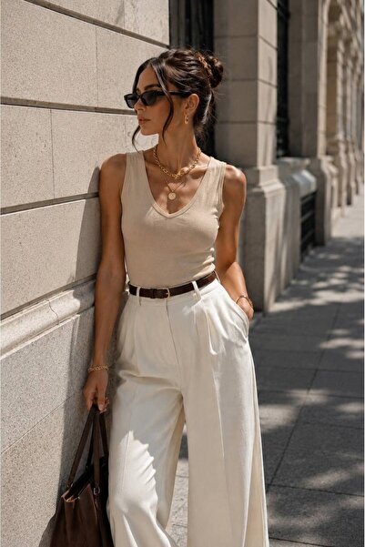 Lesy Front Back V Neck Body