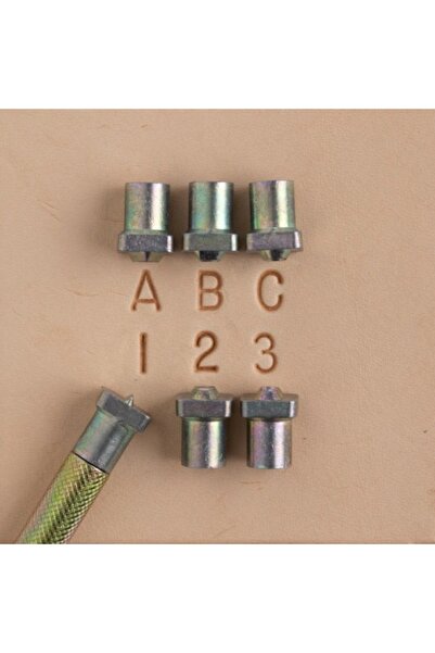 Tandy Leather Set de ștampile pentru embosare piele, litere și numere, 6 mm.
