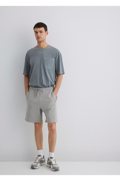 Mavi Normal Bel, Regular Straight, Flat-Leg Shorts.