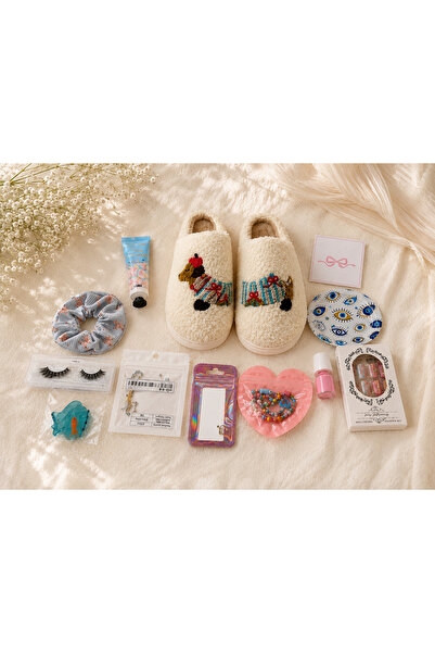 manekan Gifts Gift Box
