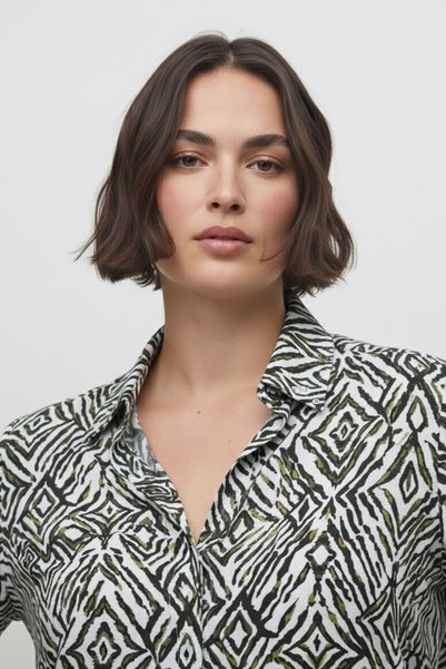 MYLİNE Button Detailed V-Neck Blouse