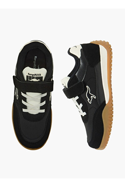 Kangaroos أحذية رياضية للأولاد مزودة بشريط لاصق