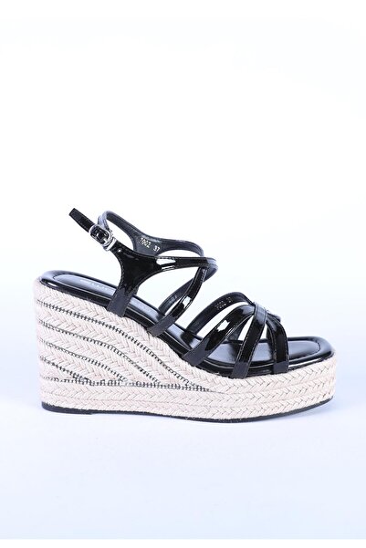 Hayati Arman Women's Blunt Toe Ankle Strap Straw Wedge Sole Patent Leather Sa...