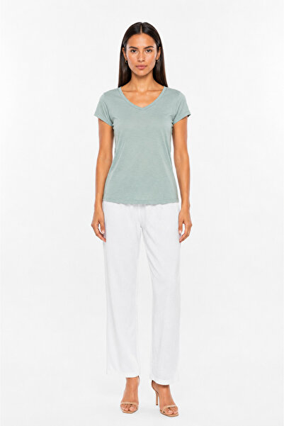 DOSXX Lara Women's V-Neck T-Shirt