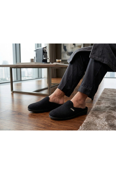 VİVA Slapi de casa barbati tip Mule, fabricati din pasla premium, talpa ultra...