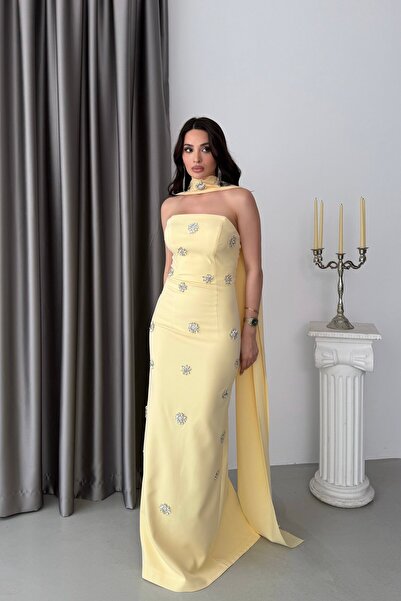 Serica Moda Sarı Straplez Çiçek Taş İşlemeli Şal Detaylı Uzun Abiye Elbise