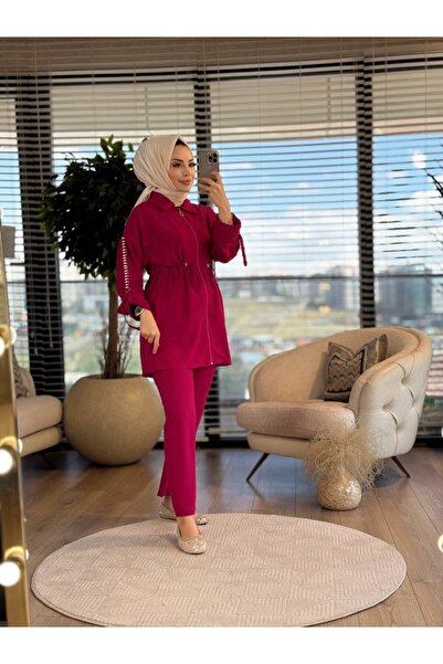 2K 25015 بدلة بسحاب وأكمام مزينة باللؤلؤ باللون الفوشيا