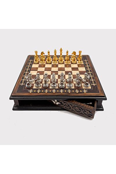 ZERO LAND Glblseme Special Design Handcrafted Round Chess Board and Metal Che...