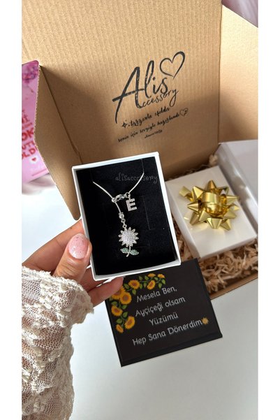 Alis Accessory Harfli ayçiçeği kolye