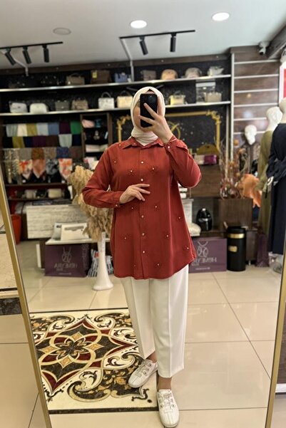 HÜMEYRA BUTİK قميص تينسل مزين بالزهور