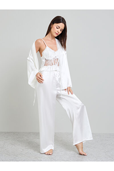 Take Two By Styli White Pack Of 3 - Satin Lace Cami, Robe And Pyjama Set