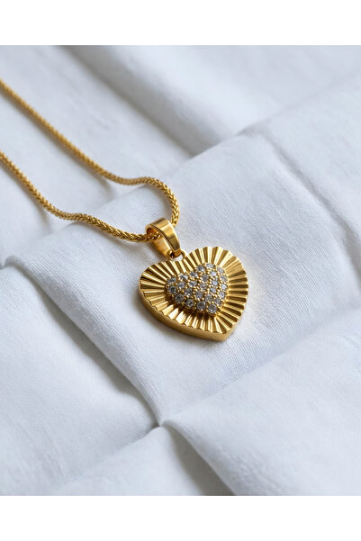 ILSA Beam Patterned Stone Heart Steel Necklace