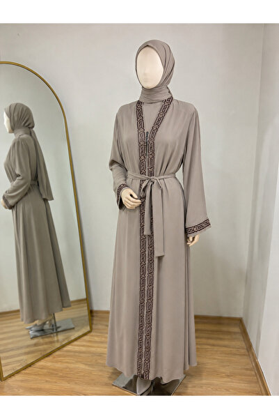 BNGL Boutique Vizon Desen Şerit Detaylı Kemerli Abaya Medine ipeği kumaş