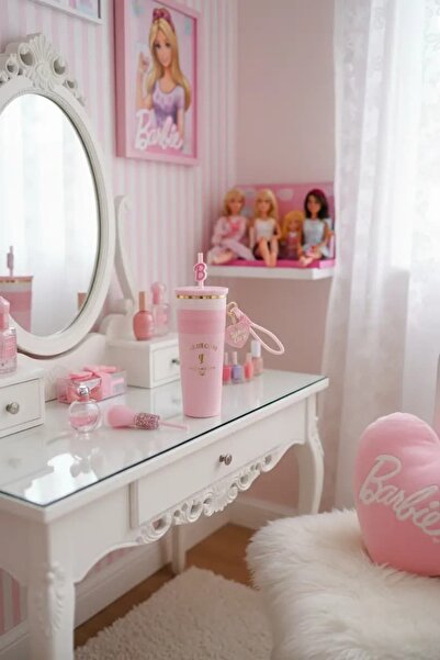 Barbie Lisanslı Pipetli Çelik Matara – Şık Hediye Setli Sızdırmaz Tasarım 800 ML