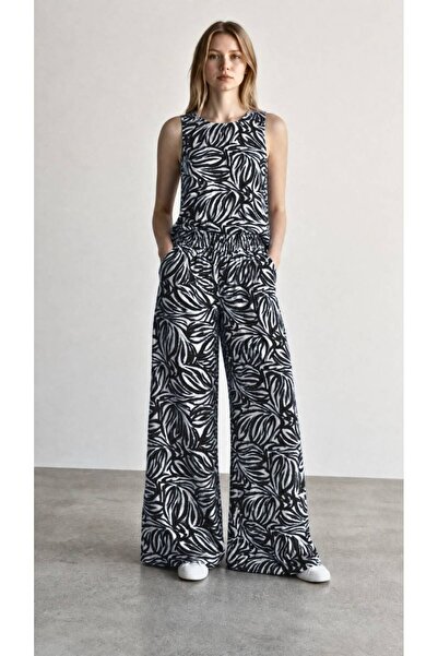 Altamira Women's Dark Black Woven Patterned Top and Bottom Set