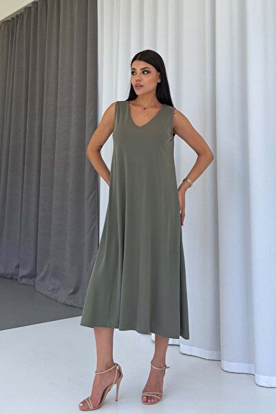 Mine Tan Butik Дамска рокля с V-образно деколте и пике детайл - Зелена