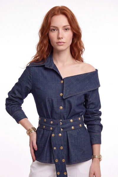 cemo Kemer Detaylı Asimetrik Yaka Denim Görünümlü Bluz