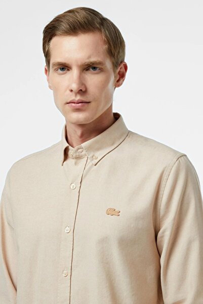 Lacoste قميص رجالي بيج بقصة ضيقة من القطن