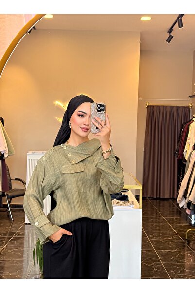 Gizem Karademir Boutique Asimetrik Kruvaze Yaka Gömlek
