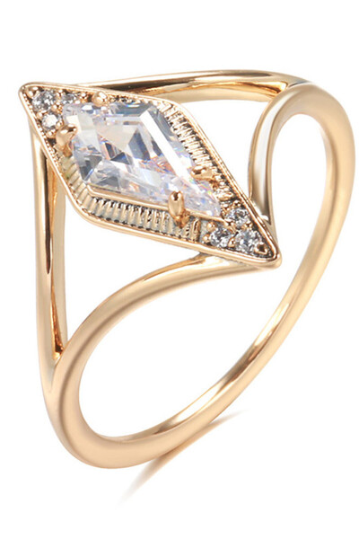 VeeShop Elegant ring, rhomboidal cubic zirconia crystal and crystal border