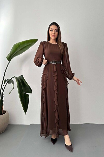 Clothes Fast فستان ماكسي نسائي من الشيفون البني برقبة دائرية وحزام وأكمام بال...