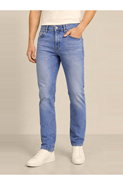 FALCON By Styli Men Slim Fit Mid Rise Jeans