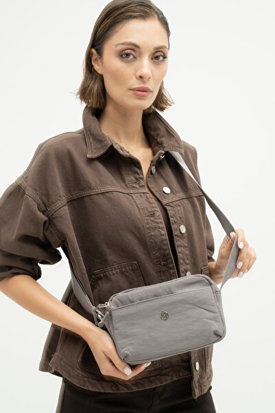 Matthew Cox Women's Shoulder Bag Gray Byn2532