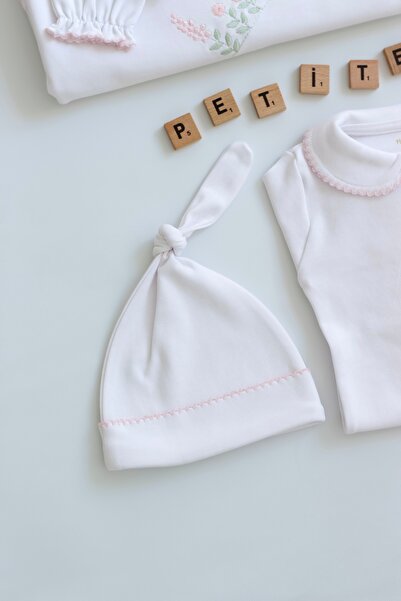 Petite Miracles Crochet Detailed Newborn Hat - 0-3 Months