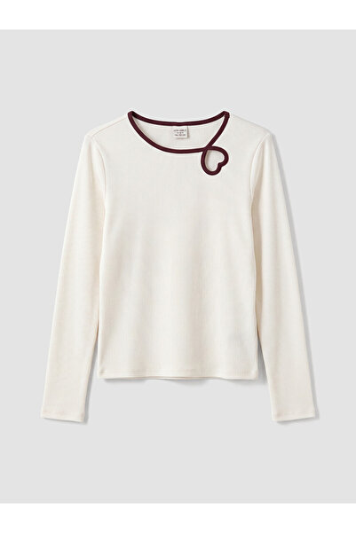 LC Waikiki Ecru Crew Neck T-Shirt for Girls with Heart Detail