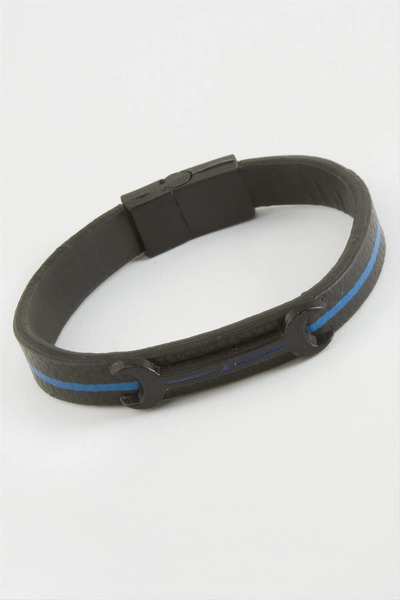 Mercansa Faux Leather Bracelet with Key Magnet