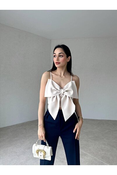 Clothes Fast Γυναικεία μπλούζα σε μπεζ χρώμα με φιόγκο, λεπτές τιράντες, λαιμ...