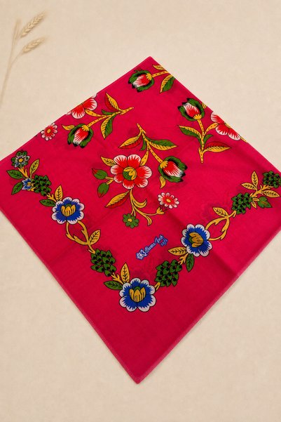 KB Bursa İpek Yöresel Desen Yörük Örtüsü 100x100 cm