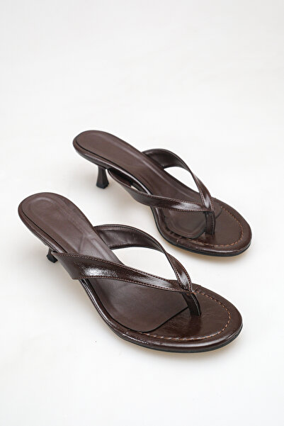meyra'nın ayakkabıları Women's Detailed Heeled Sandals with Flip-Flop Detail,...